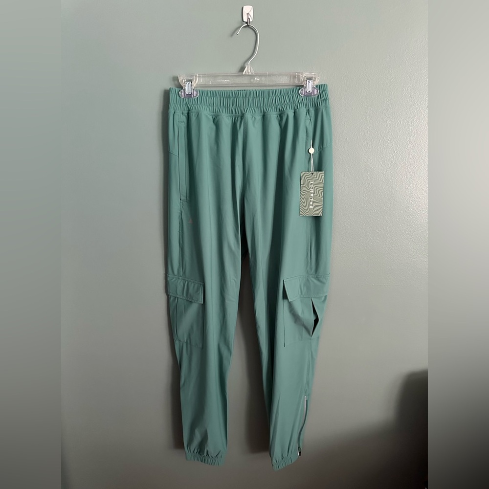 Women’s Vitality Swift Sage Green Joggers - Lightweight Cargo Style Size S, NWT